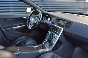 Volvo V60 bild 8
