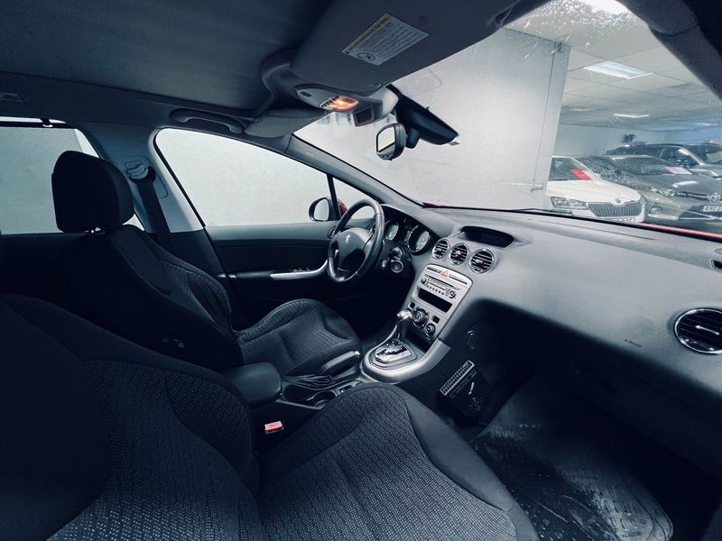 Peugeot 308 SW bild 8