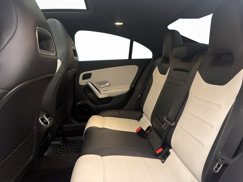 Mercedes CLA200 bild 27