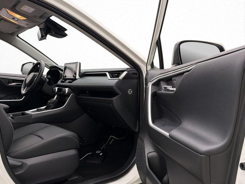 Toyota RAV4 bild 27