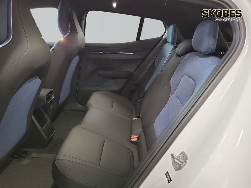 Volvo EX30 bild 9