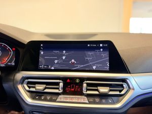 BMW 320 bild 16