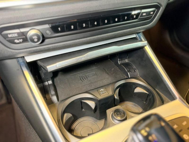 BMW 320 bild 14