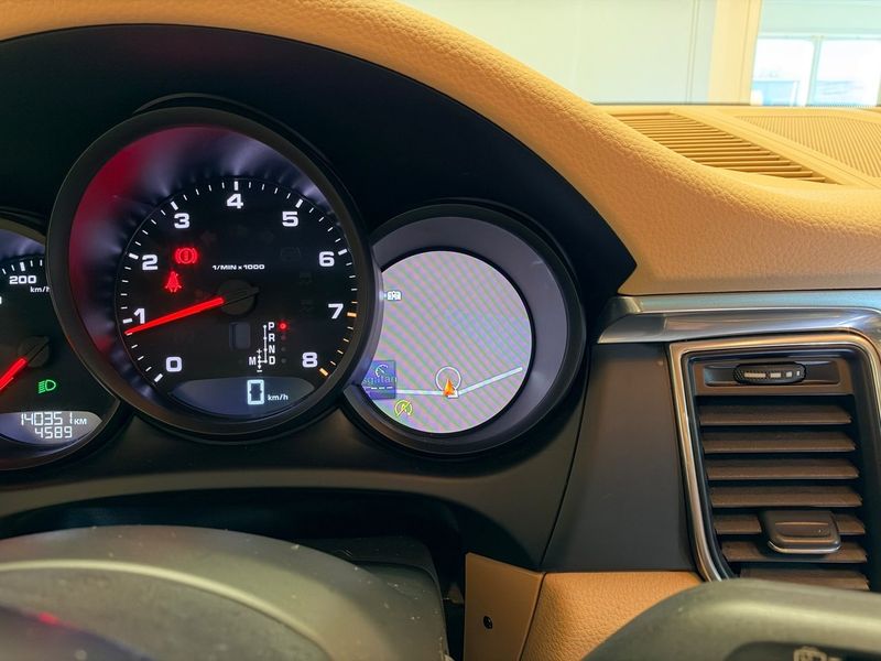 Porsche Macan bild 12