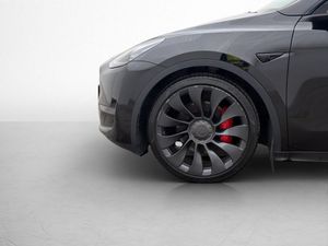 Tesla Model Y bild 31