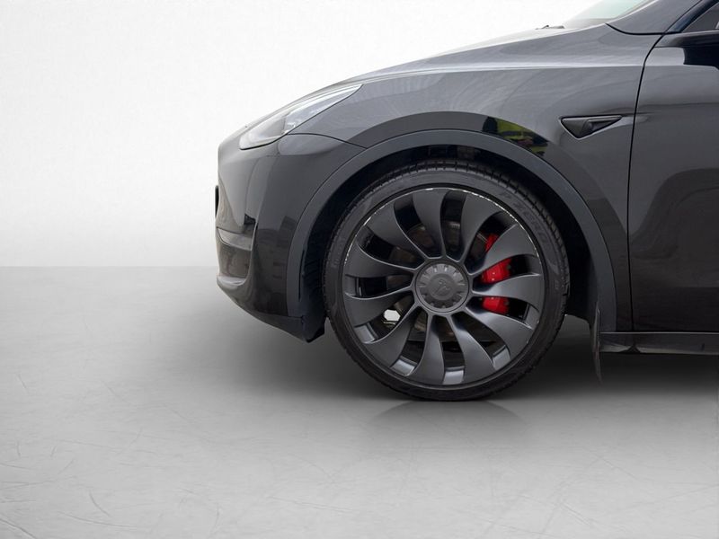 Tesla Model Y bild 31