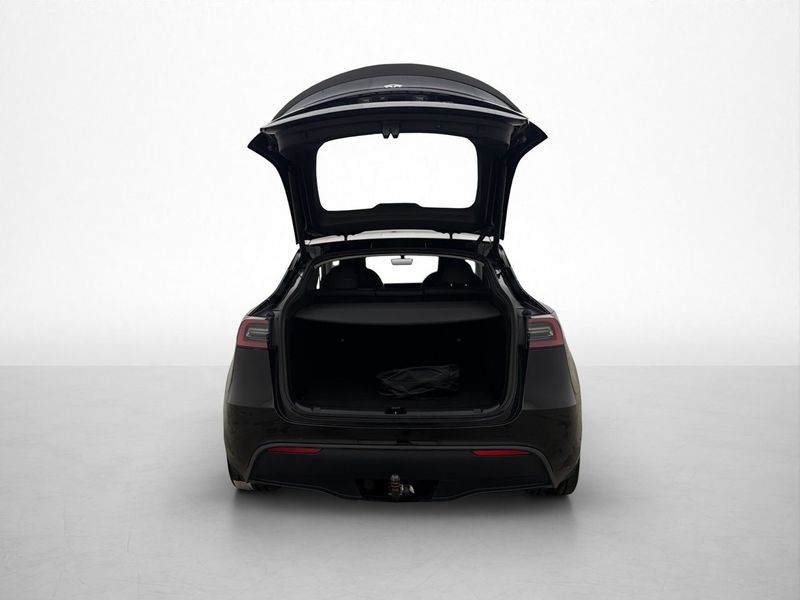 Tesla Model Y bild 29