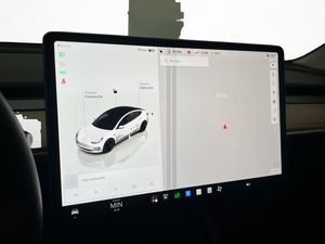 Tesla Model 3 bild 16