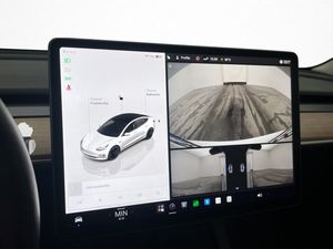 Tesla Model 3 bild 15