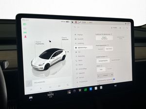 Tesla Model 3 bild 20