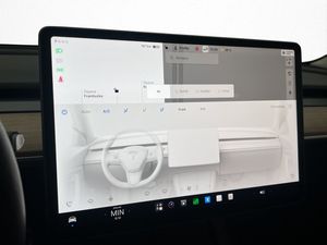 Tesla Model 3 bild 18