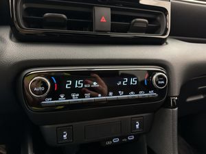 Toyota Yaris bild 15