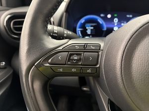 Toyota Yaris bild 19
