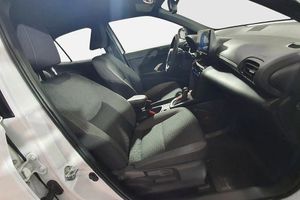 Toyota Yaris Cross bild 16