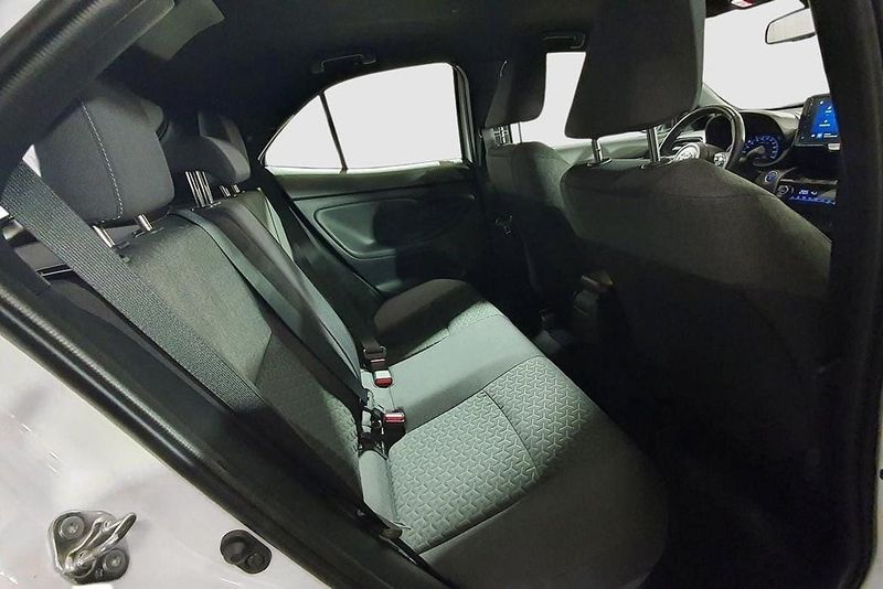 Toyota Yaris Cross bild 17