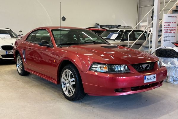 Ford Mustang 3.8 V6 Aut Coupe Mkt fin lågmilare - 2002