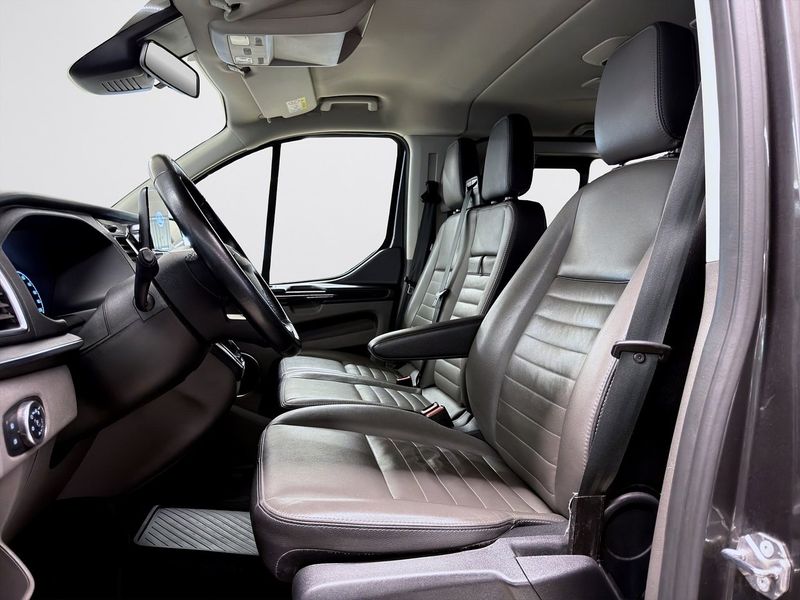 Ford Tourneo Custom bild 7