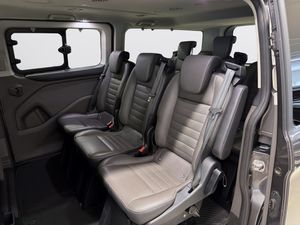 Ford Tourneo Custom bild 9