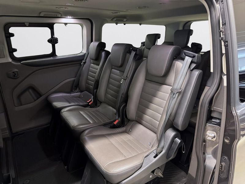 Ford Tourneo Custom bild 9