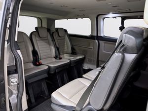 Ford Tourneo Custom bild 14