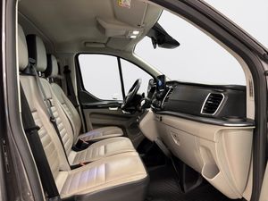 Ford Tourneo Custom bild 14