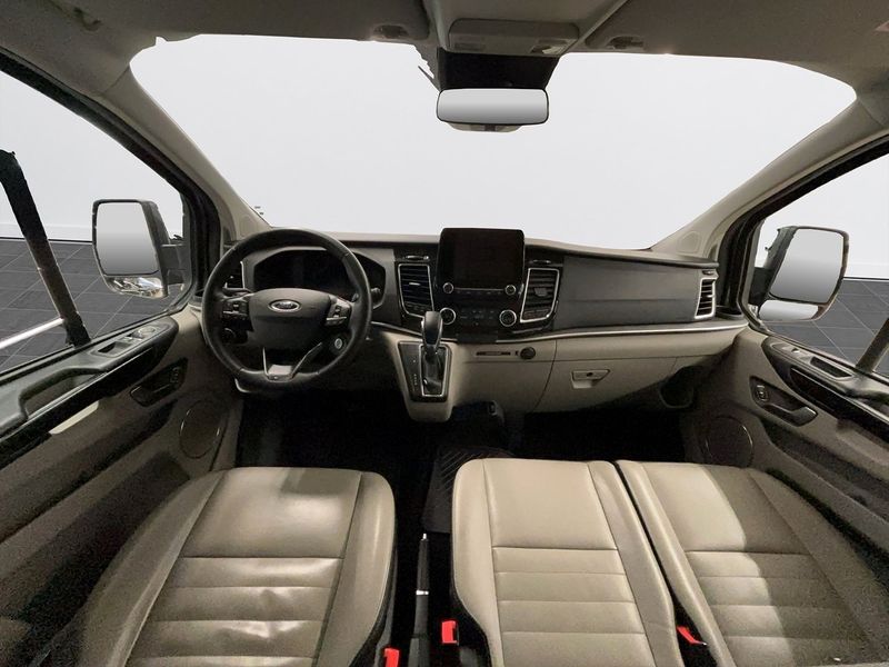 Ford Tourneo Custom bild 9
