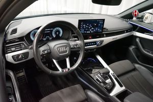 Audi A4 bild 8