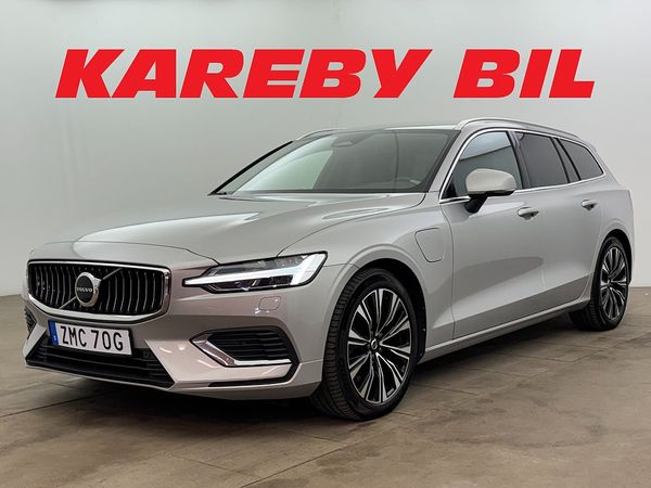 Volvo V60 Recharge T6 AWD 350 hk Core Backkamera Drag Navi - 2023