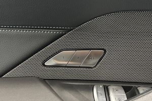BMW i4 bild 17