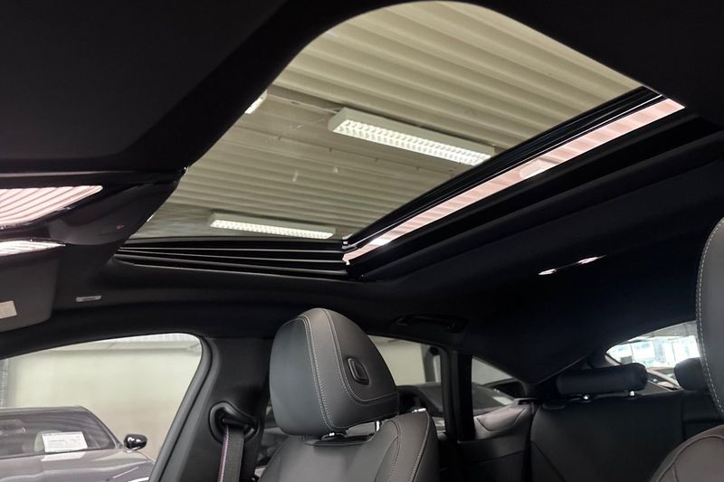 BMW i4 bild 15