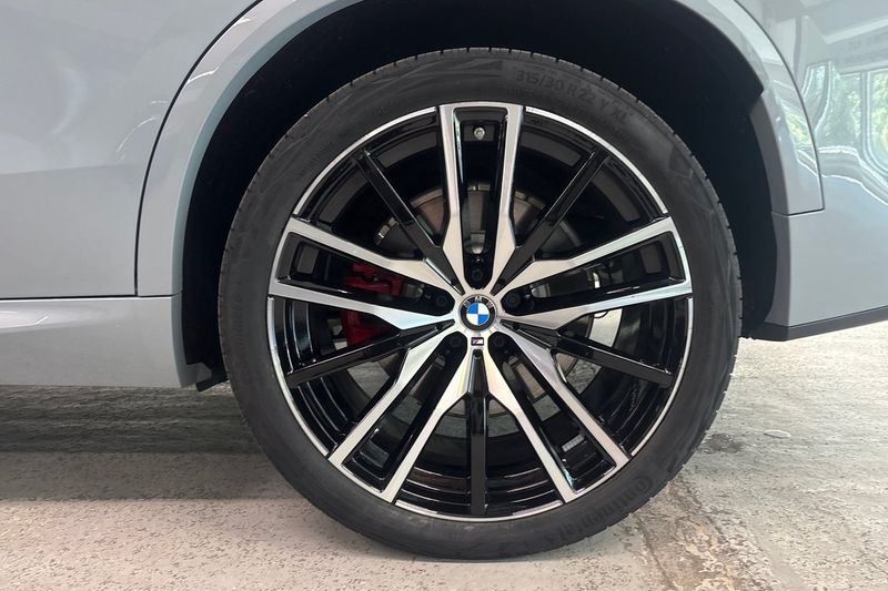 BMW X5 bild 16