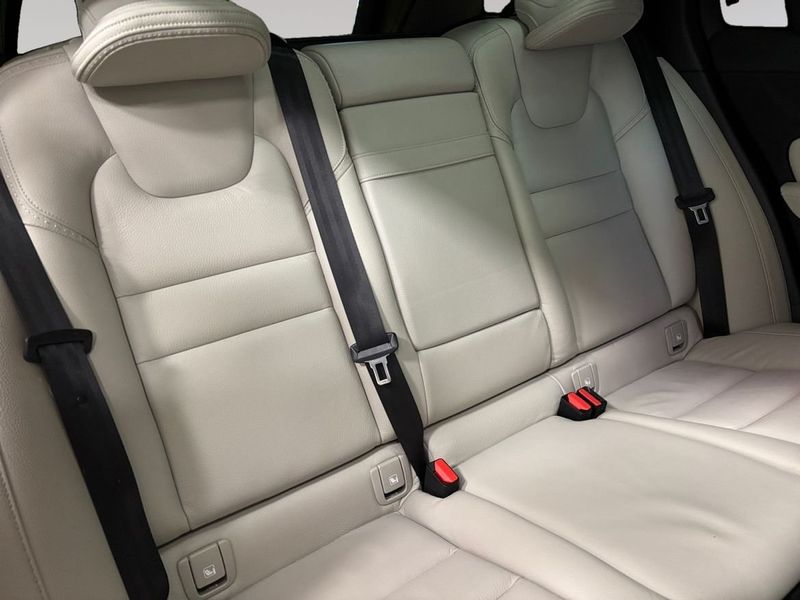 Volvo V60 bild 12