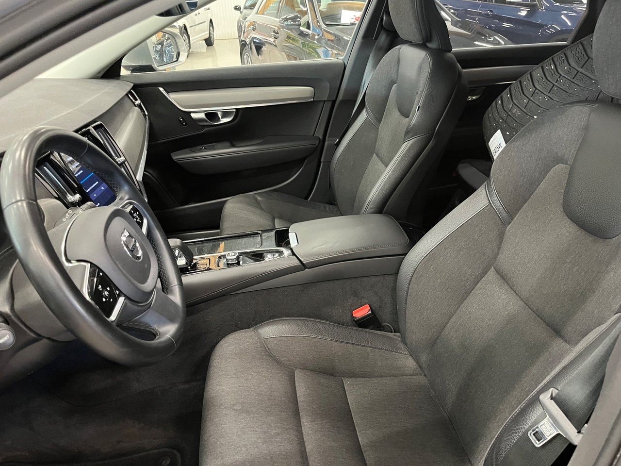 Volvo V90