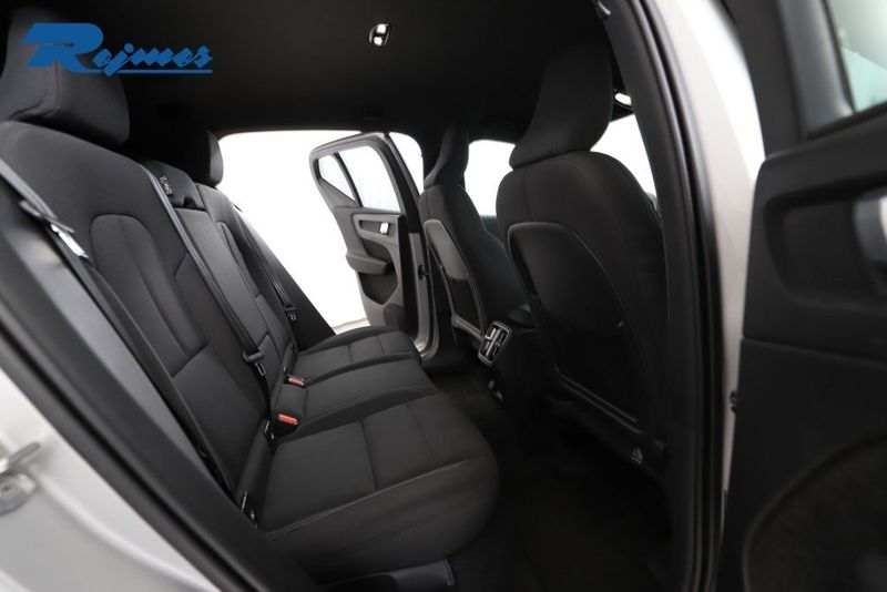 Volvo EX40 bild 8