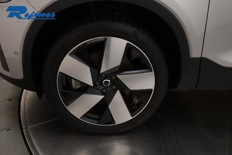 Volvo EX40 bild 16