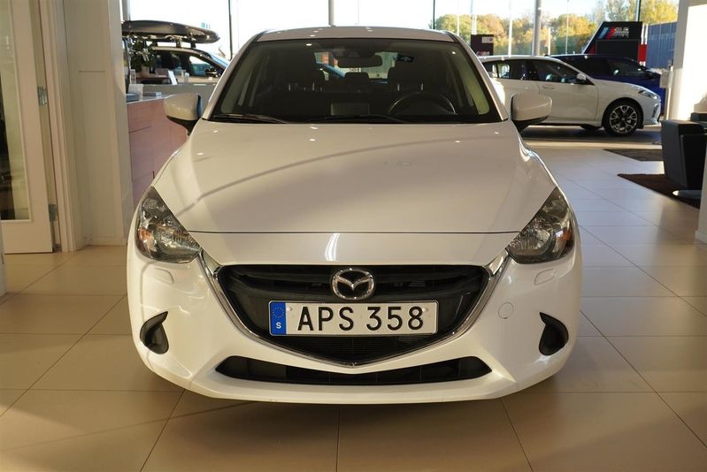 Mazda 2 bild 3