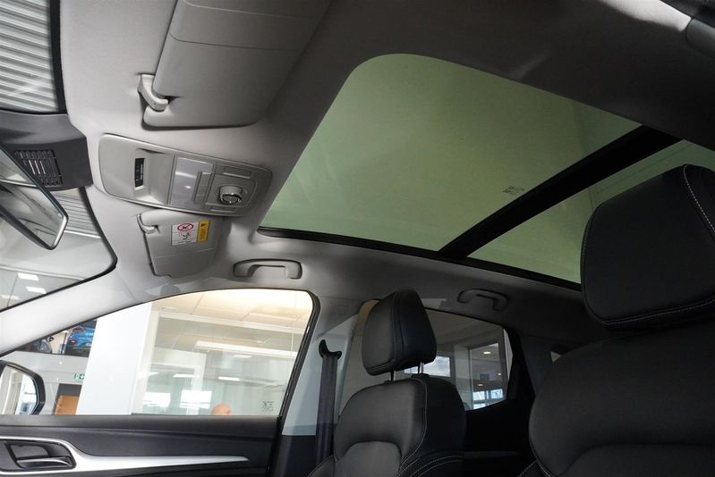 MG ZS EV bild 11