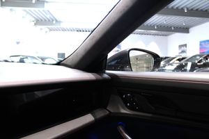 Porsche Taycan bild 15