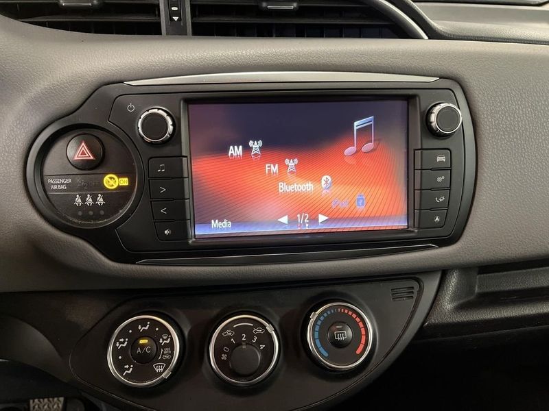 Toyota Yaris bild 16