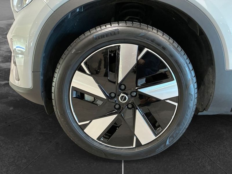 Volvo EX40 bild 9