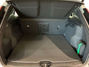 Volvo EX40 bild 13