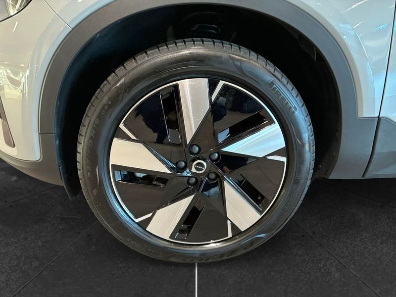 Volvo EX40 bild 12