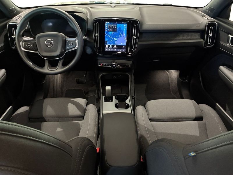 Volvo EX40 bild 8
