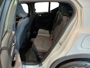 Volvo EX40 bild 9
