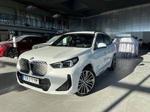 BMW iX1 bild 1