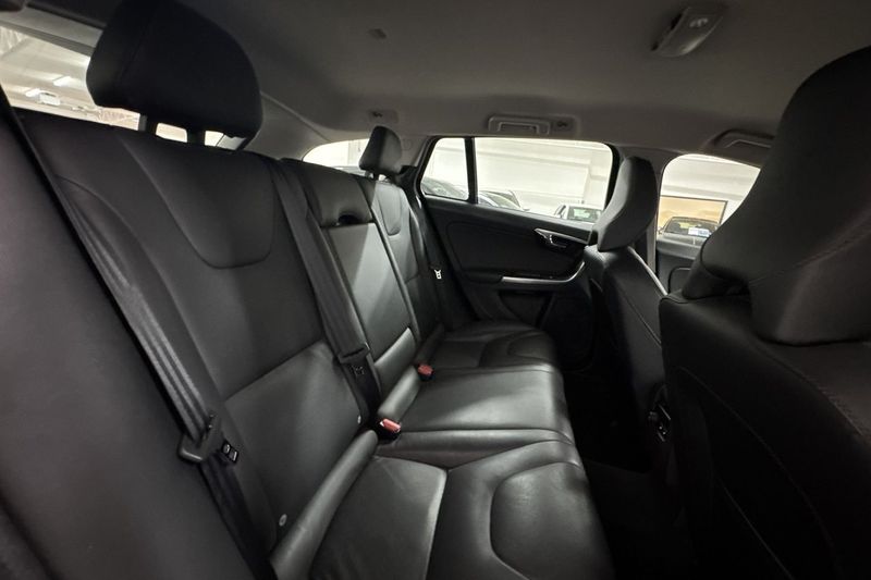 Volvo V60 bild 16