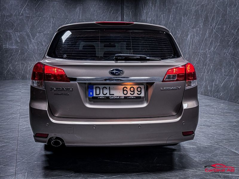Subaru Legacy bild 7