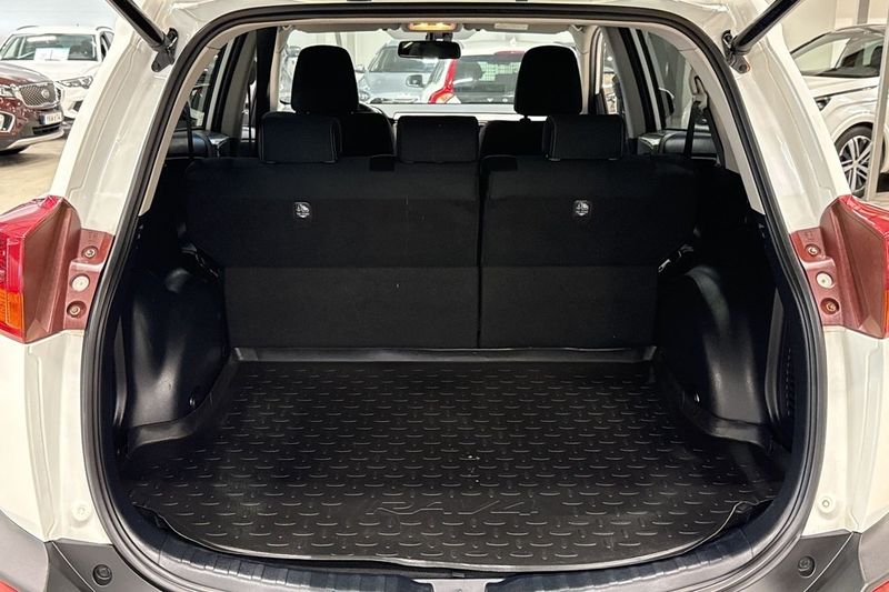Toyota RAV4 bild 22