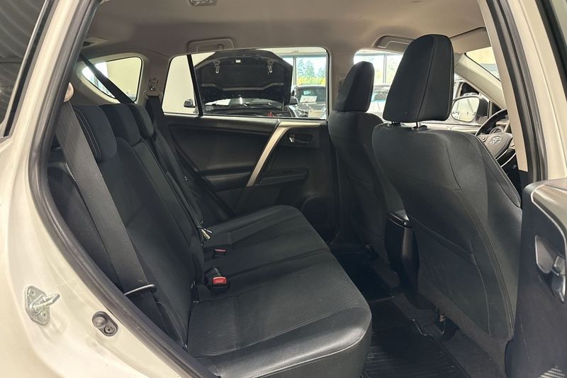 Toyota RAV4 bild 20