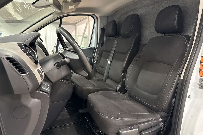 Renault Trafic bild 16
